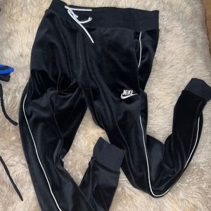 Velvet / Velour nike joggers
